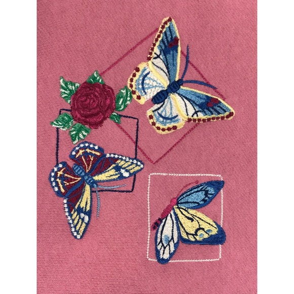 C & K designs NWT Pink Sweatshirt Embroidered with Butterflies& Rose Size Small - Picture 3 of 7